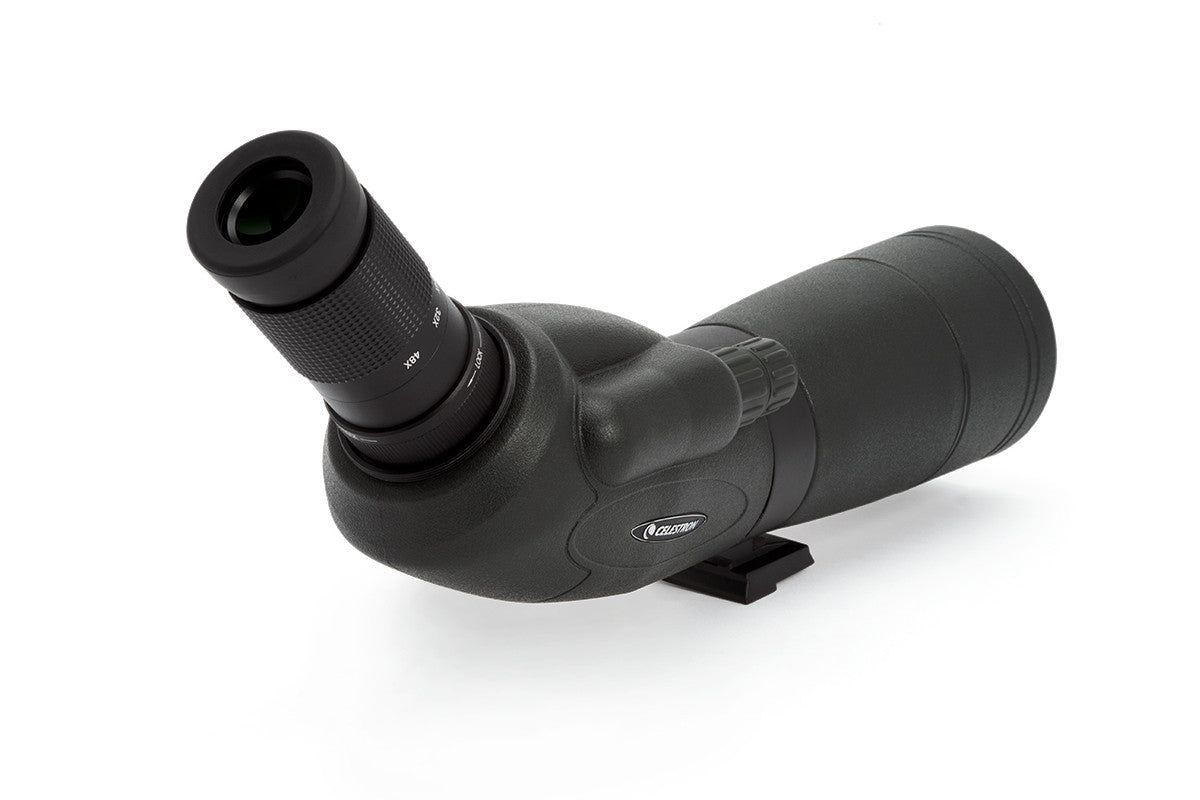 Celestron TrailSeeker 16-48x65 Spektiv gewinkelt