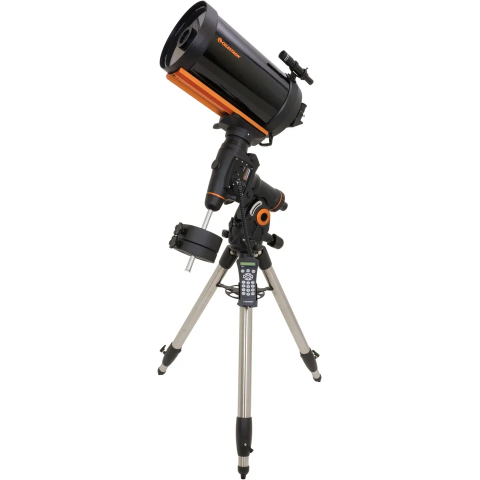 Celestron CGEM 925 Schmidt-Cassegrain GoTo Teleskop 235mm