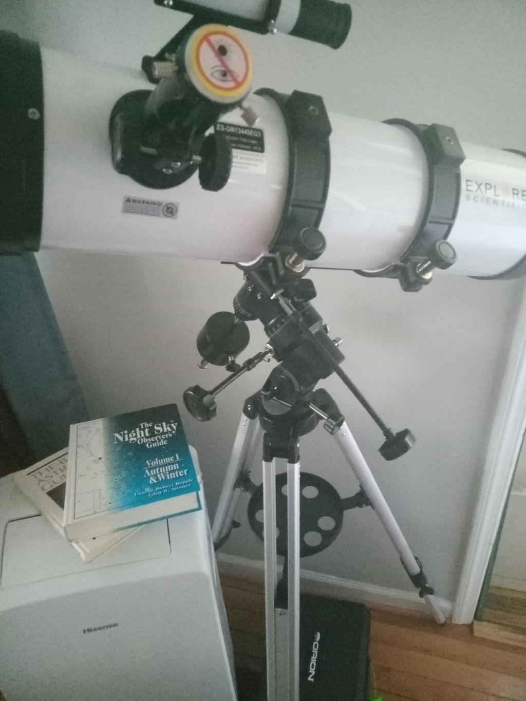 Explore Scientific 114mm Newton Teleskop äquatorial f/4,4