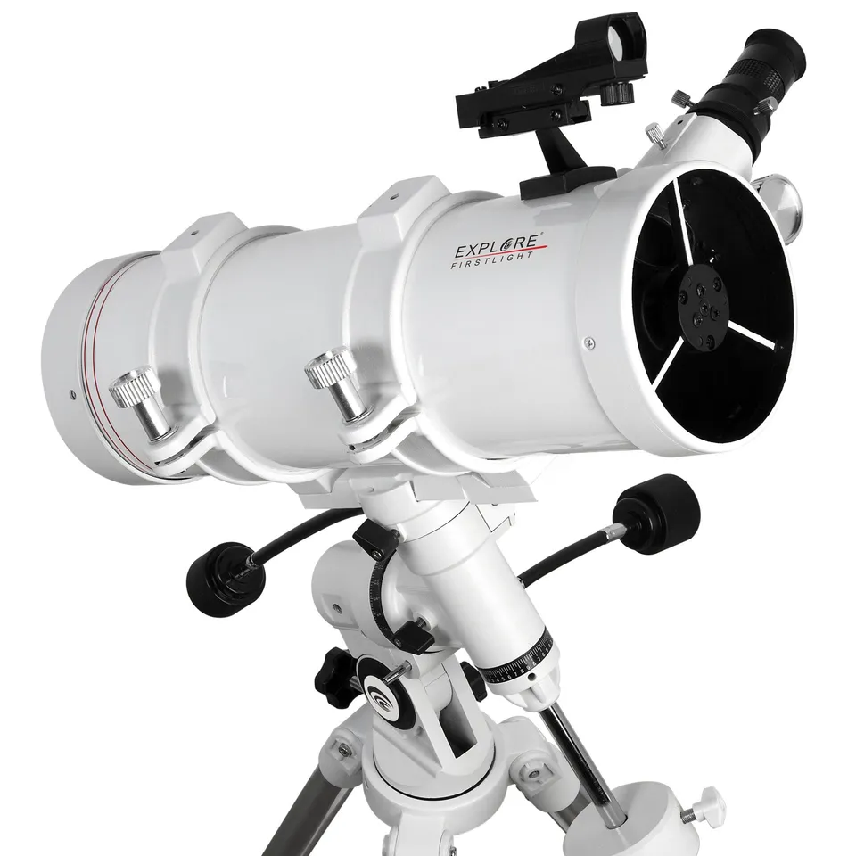 Explore FirstLight 114mm Newton Teleskop mit EQ3 Montierung