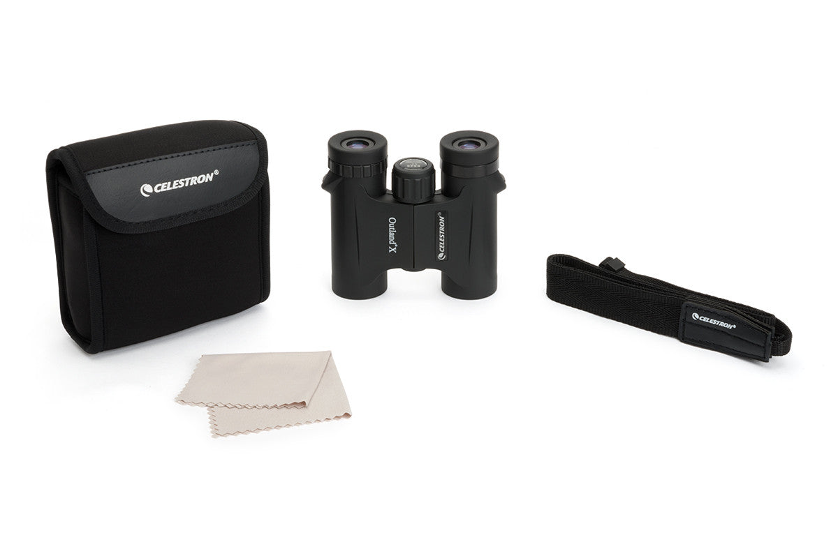 Celestron Outland X 8x25 Fernglas Dachkant Kompakt gebraucht
