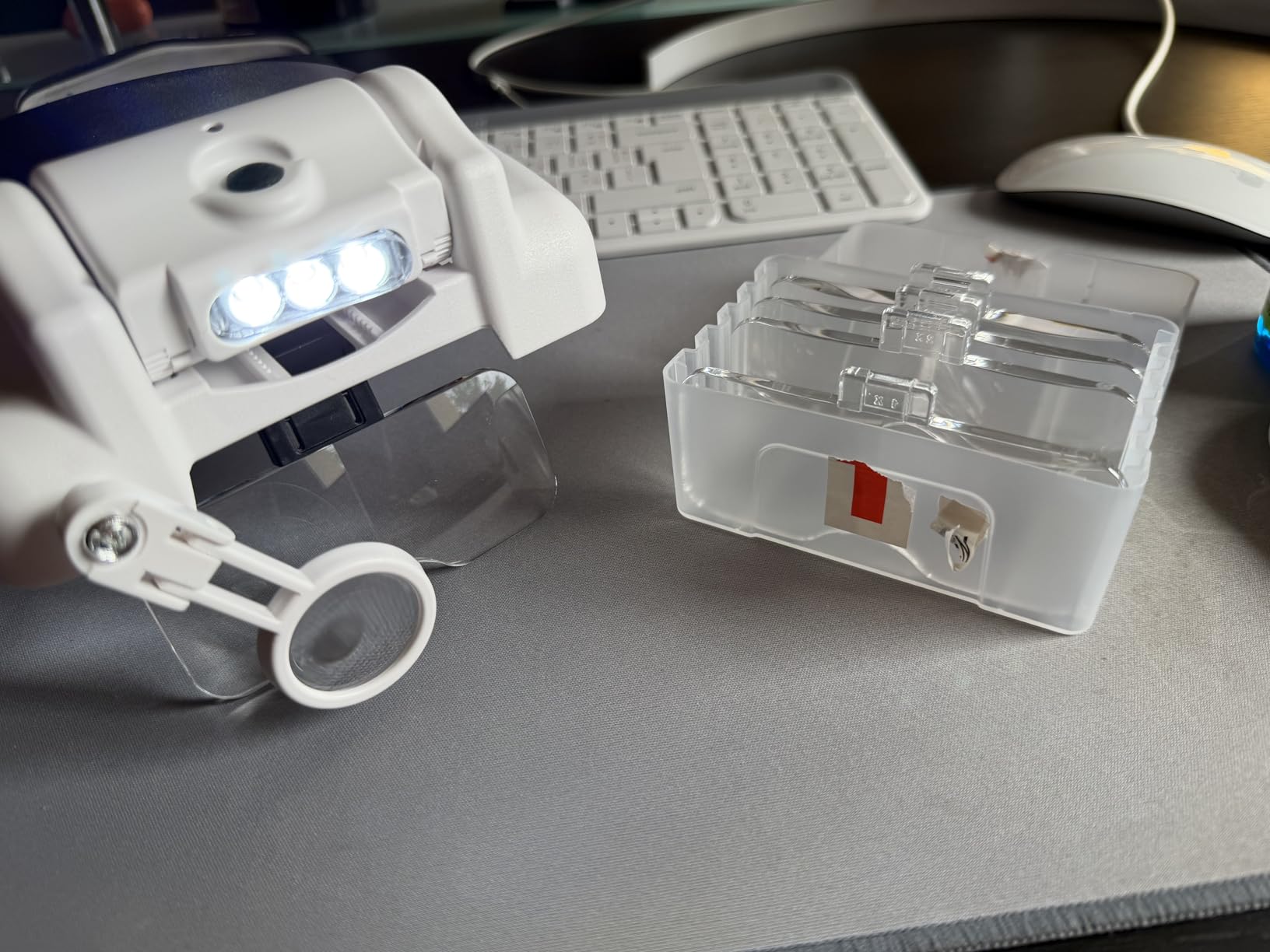 Levenhuk Zeno Desk D18 Kopflupe LED 1x-8x USB