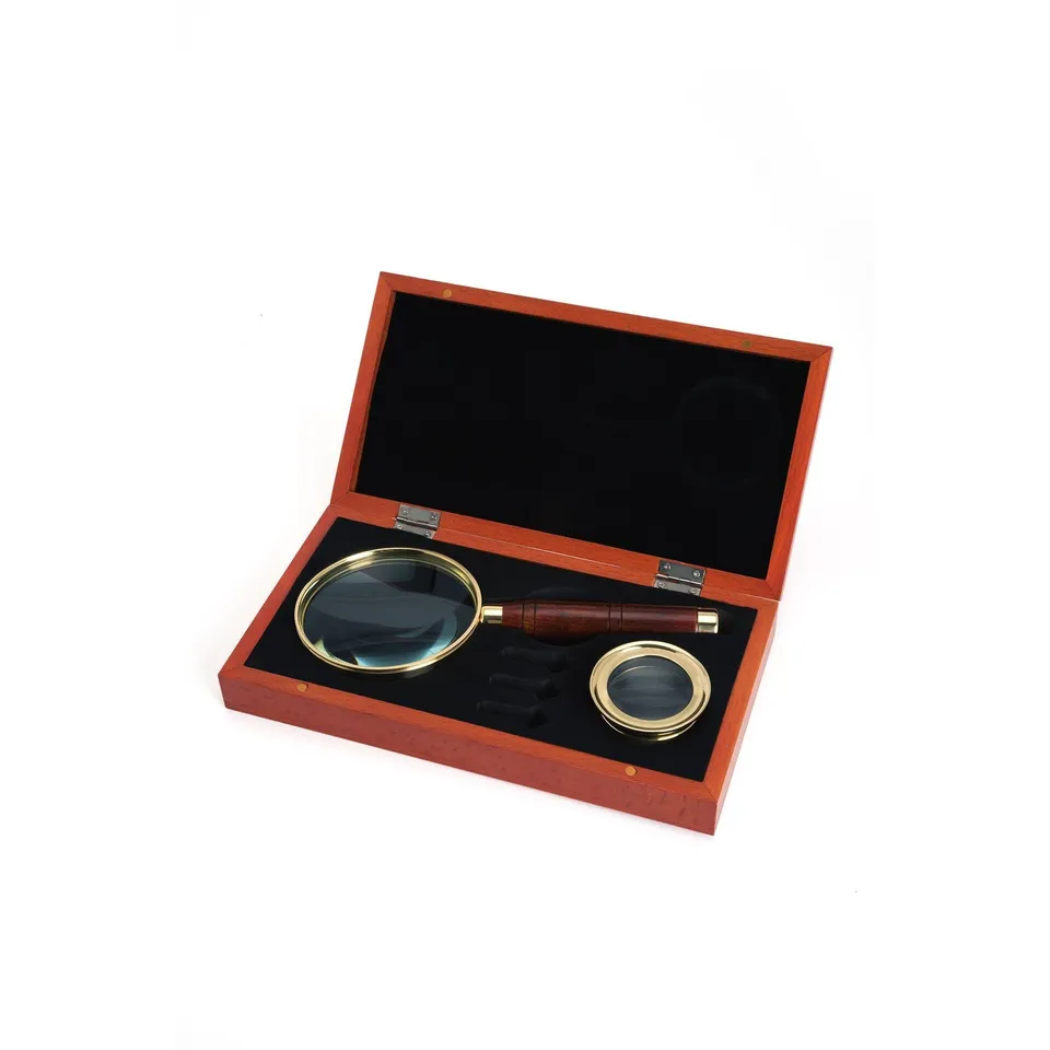 Celestron Ambassador Lupen-Set 2x + 4x Messing Holzbox