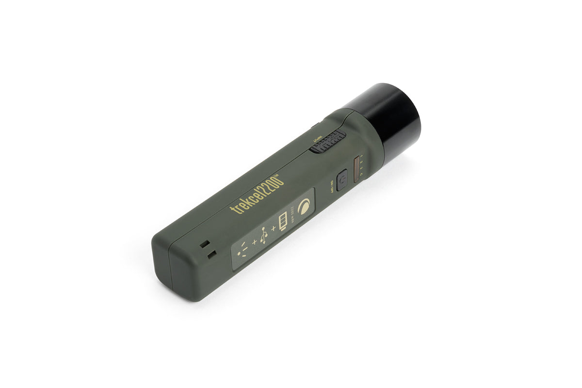 Celestron Elements TrekCel 2200 Powerbank 2200mAh mit Lampe