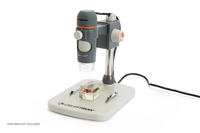 Celestron Labs Handheld Digital Microscope Pro 5MP 200x