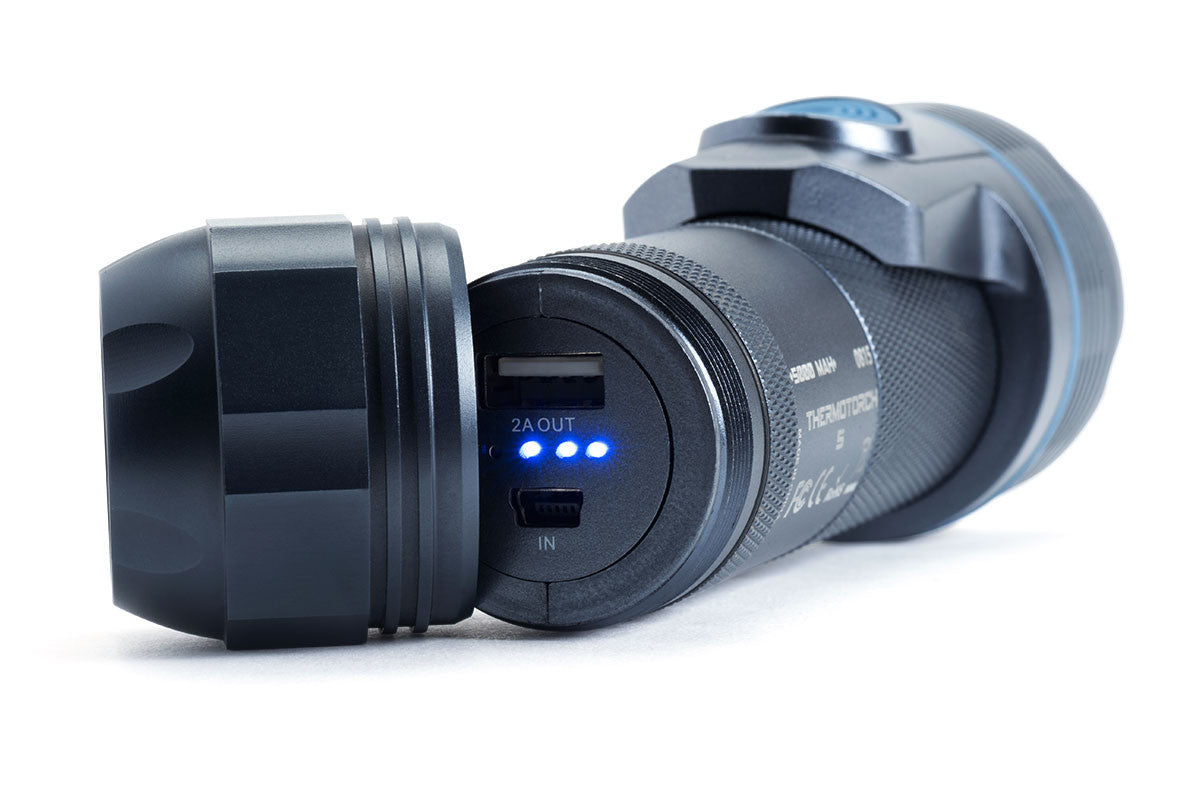 Celestron Elements ThermoTorch 5 Taschenlampe mit Handwärmer
