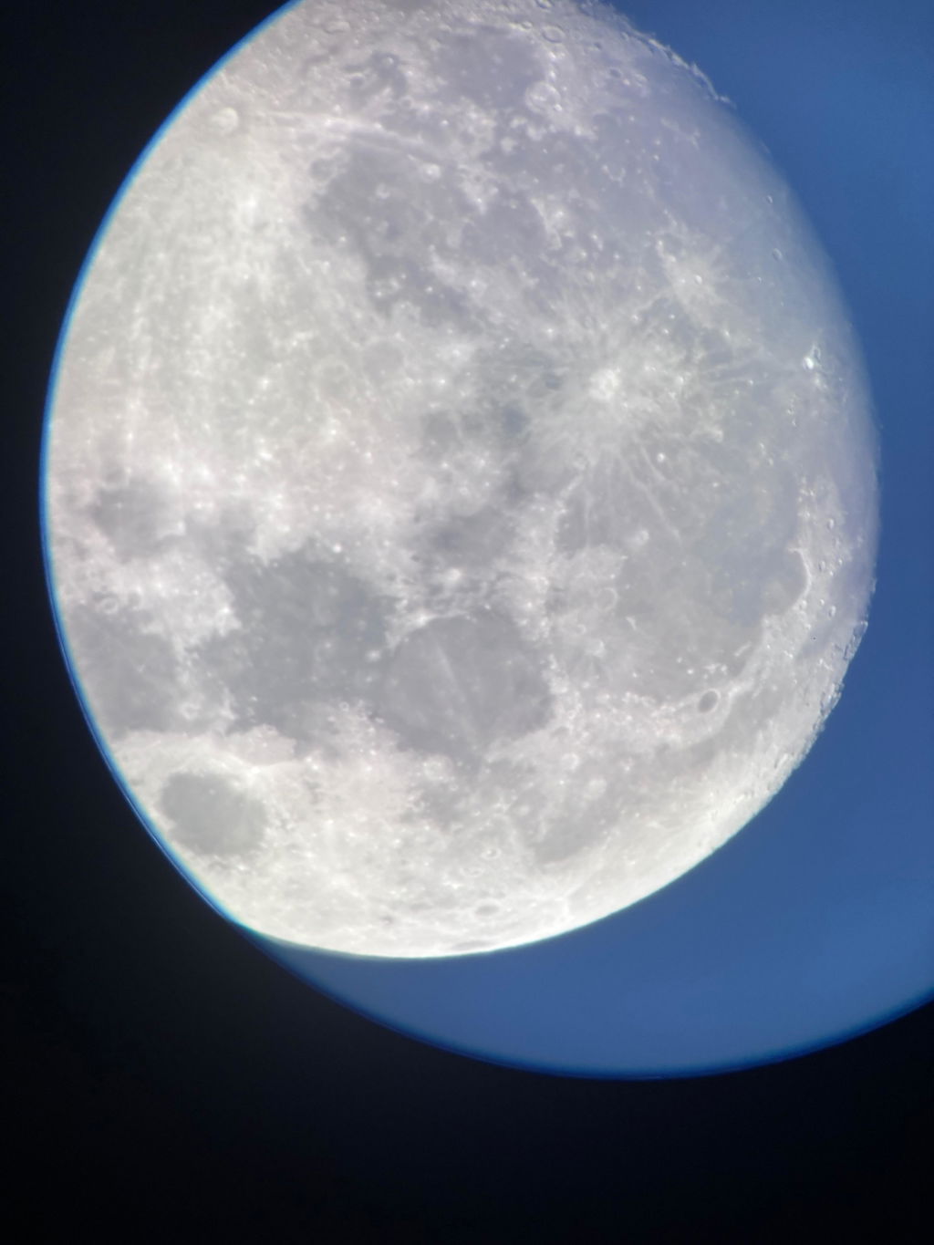 Explore Scientific FirstLight 114mm Newton Teleskop Nano