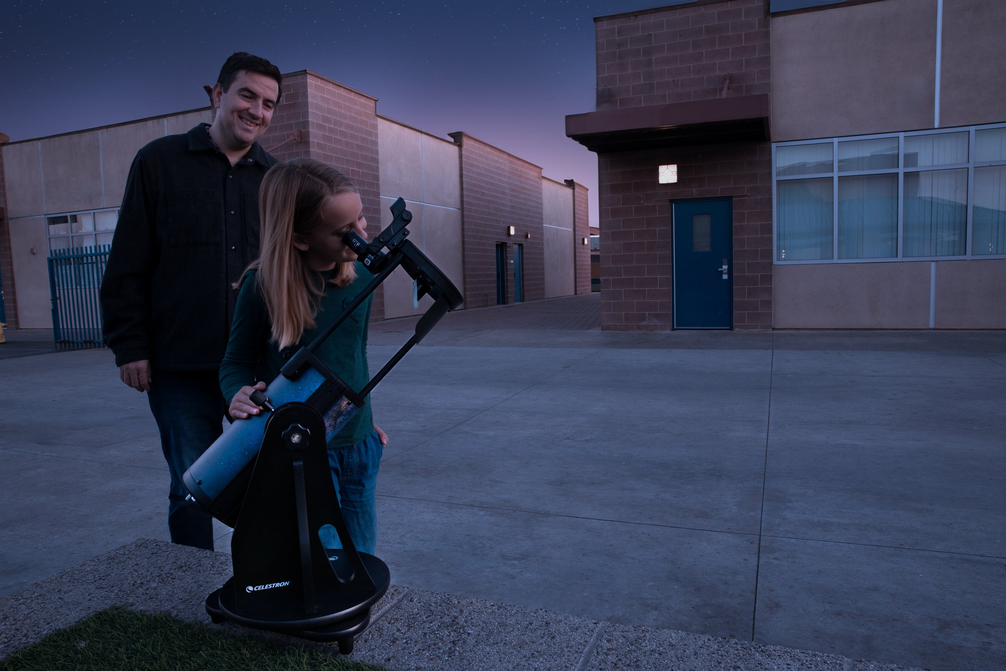 Celestron Lumina 130mm Dobson Teleskop Tabletop Newton